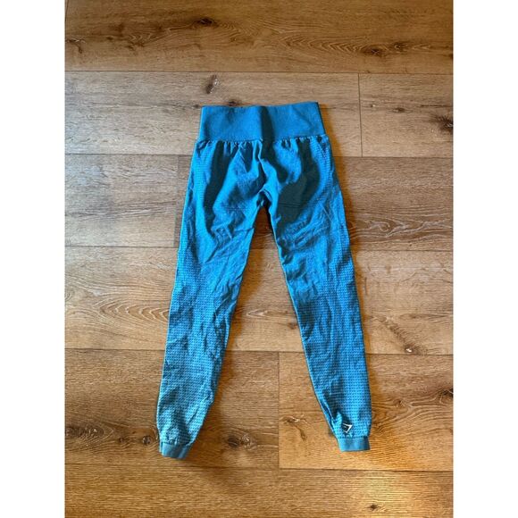 Gymshark Womens Blue Seamless Athletic Workout Cropped Leggings Size Small - Picture 2 of 3